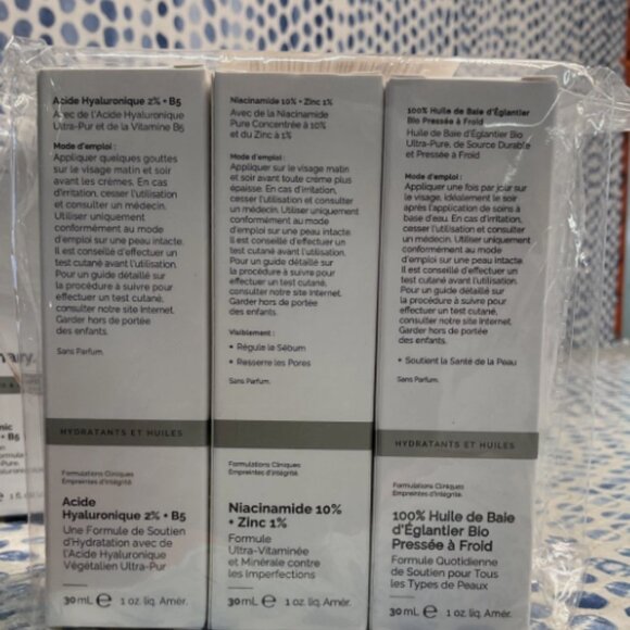 The Ordinary Face Serum Set - Hyaluronic Acid, Niacinamide, Rose Hip Seed Oil - Picture 3 of 4
